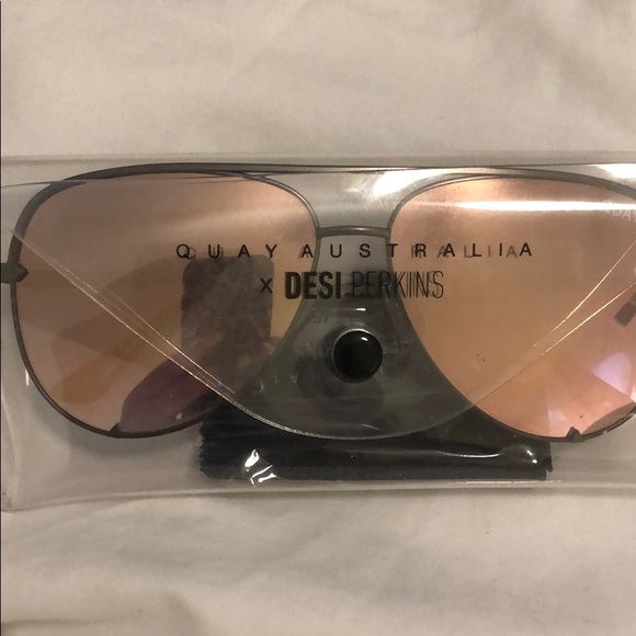 High Key Sunglasses // never worn - Picture 5 of 5